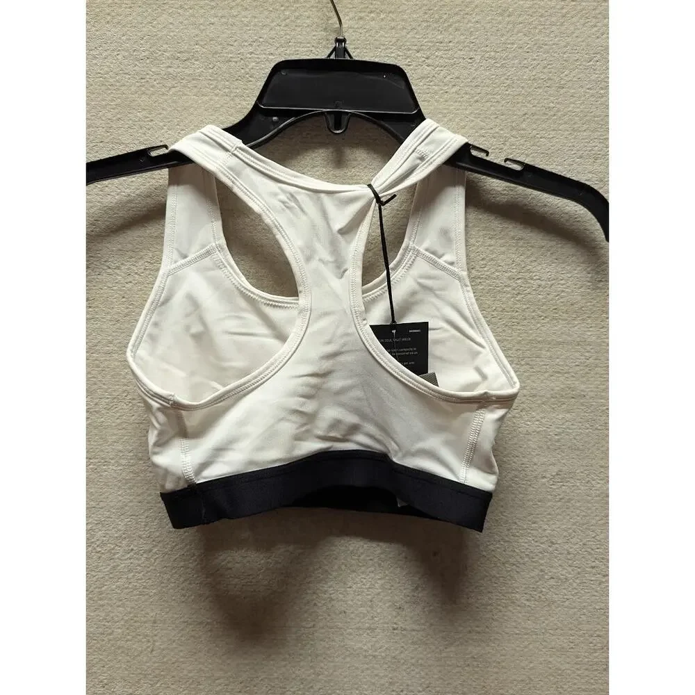 Nike nwt swoosh